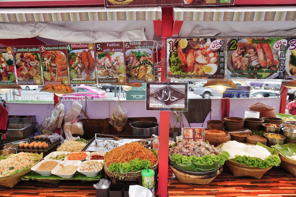 5 Tempat Makanan  Halal Harus Cuba di Bangkok Thailand 